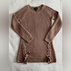 Dusty rose pink crew neck knit sweater